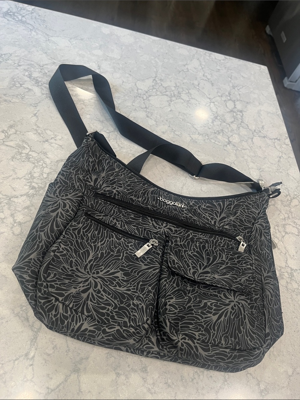 Baggallini Printed Crossbody Bag Black & Gray-13 x 11”